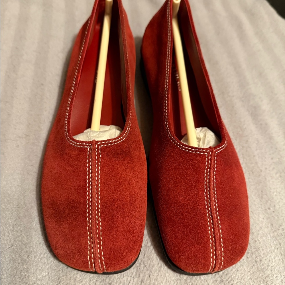Elegant Red Suede Women's Flats